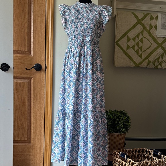 LOFT Blue and Pink Patterned Maxi Dress size 6 - Picture 2 of 10